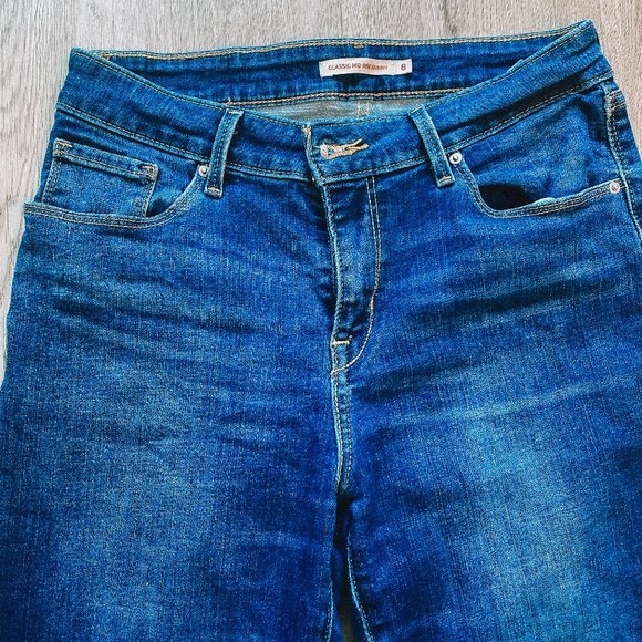 LEVIS Classic Mid Rise Skinny Jean - Picture 10 of 11